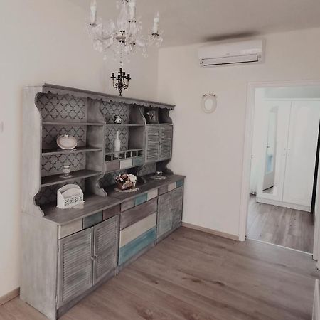 Family Garden Apartmanhaz Siófok Eksteriør billede