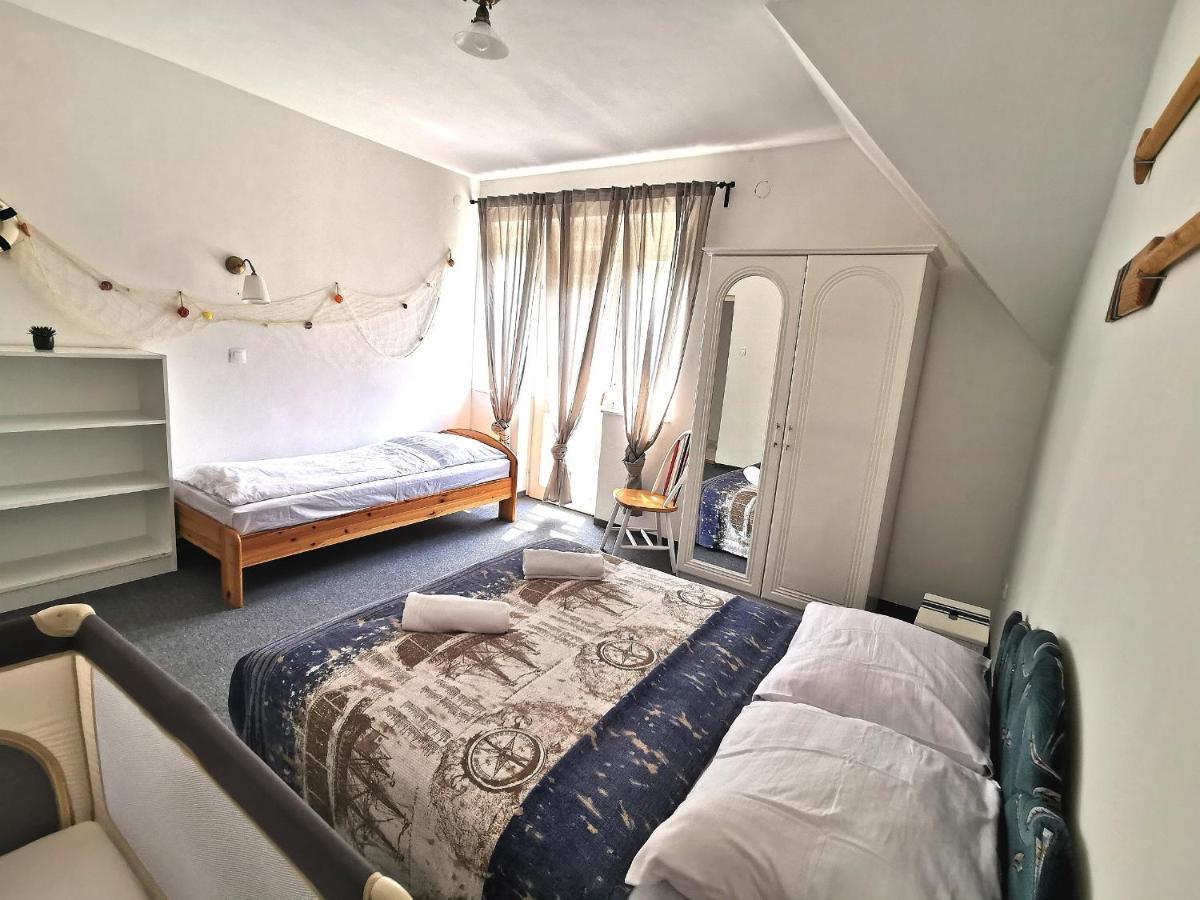 Family Garden Apartmanhaz Siófok Eksteriør billede
