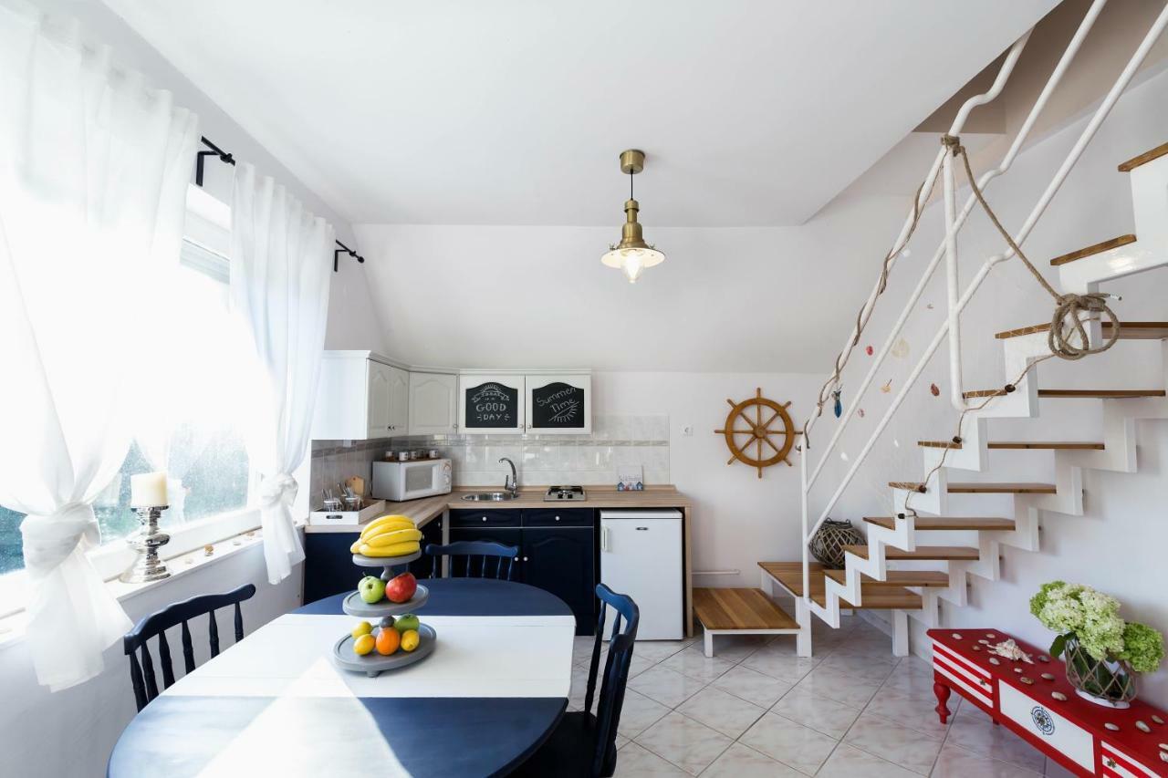 Family Garden Apartmanhaz Siófok Eksteriør billede